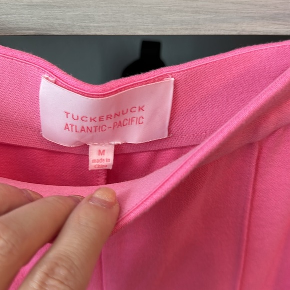 Tuckernuck x Atlantic-Pacific crop pant - Picture 2 of 3